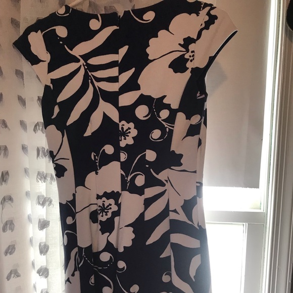 Lilly Pulitzer dress - Picture 4 of 4